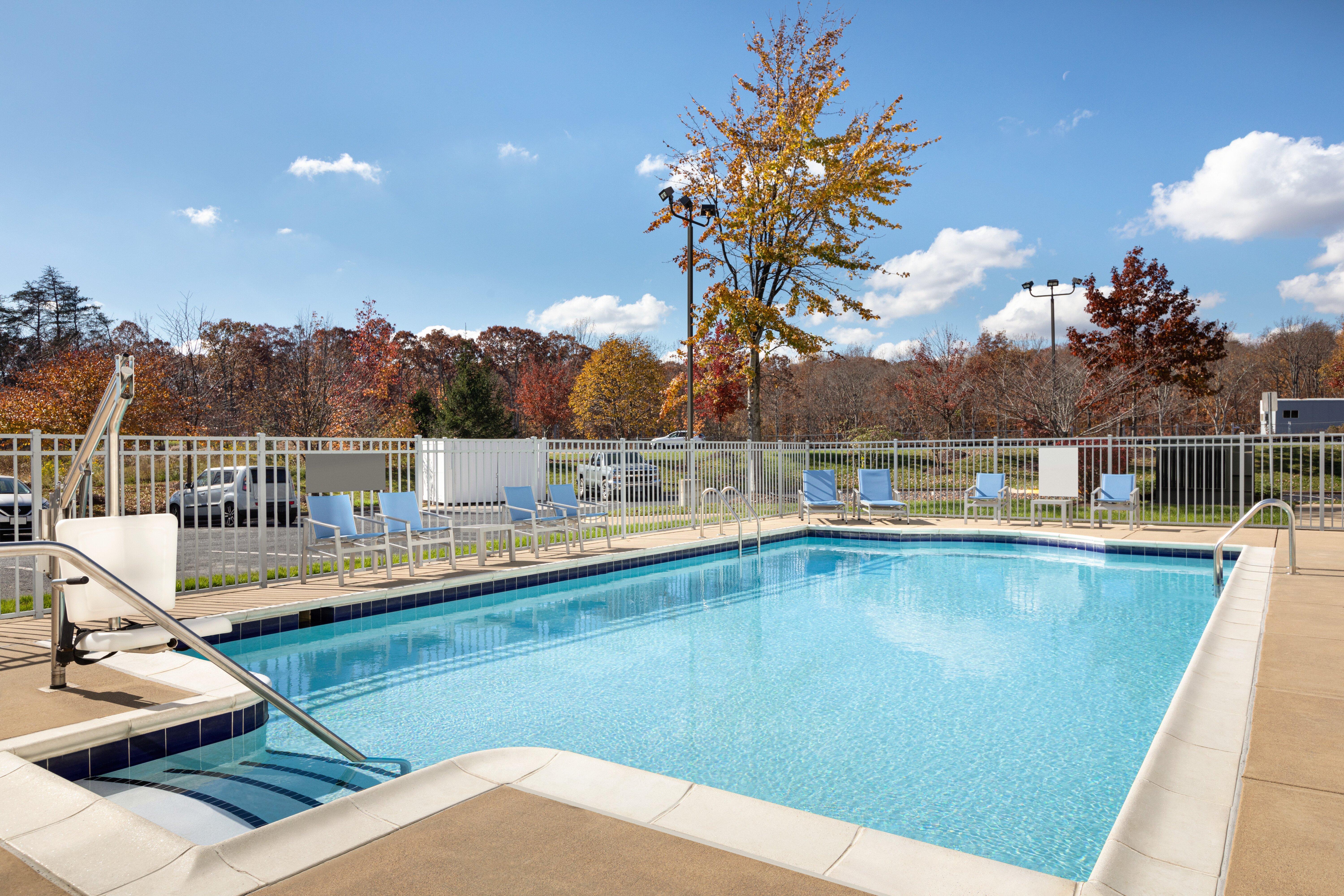 Holiday Inn Express Dumfries-Quantico By Ihg Exterior photo